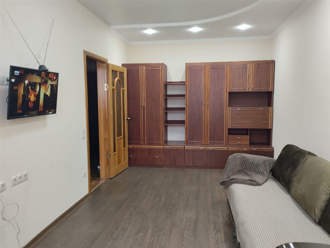 Снять 1-комнатную квартиру