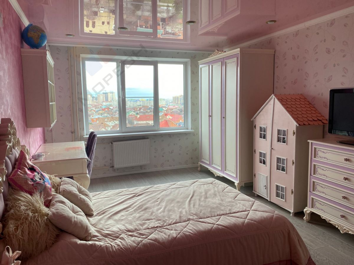 Купить 3-комнатную квартиру