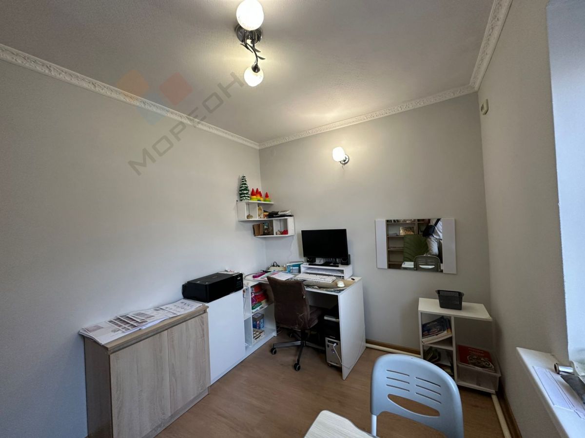 Купить 3-комнатную