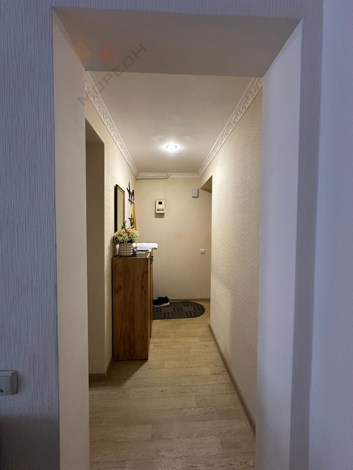 Купить 3-комнатную