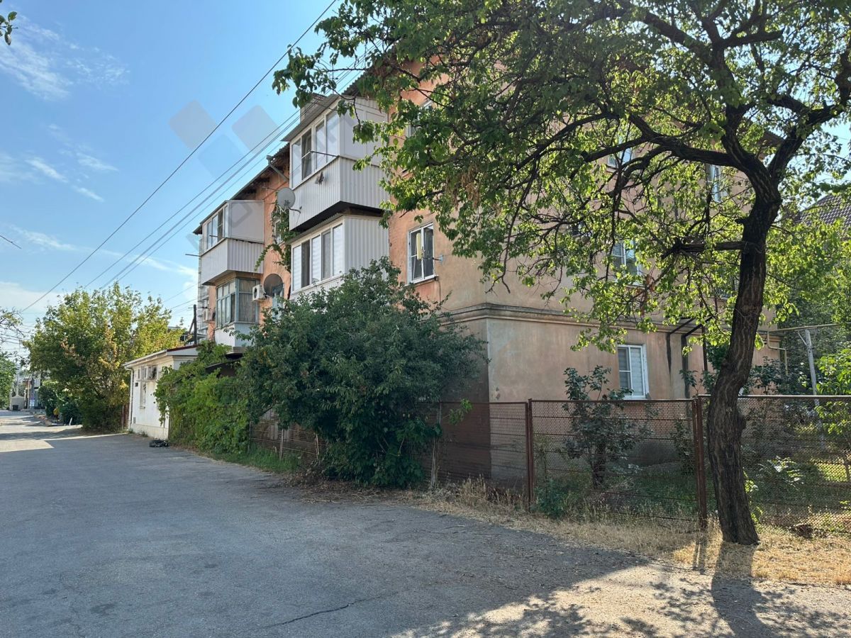 Купить 3-комнатную