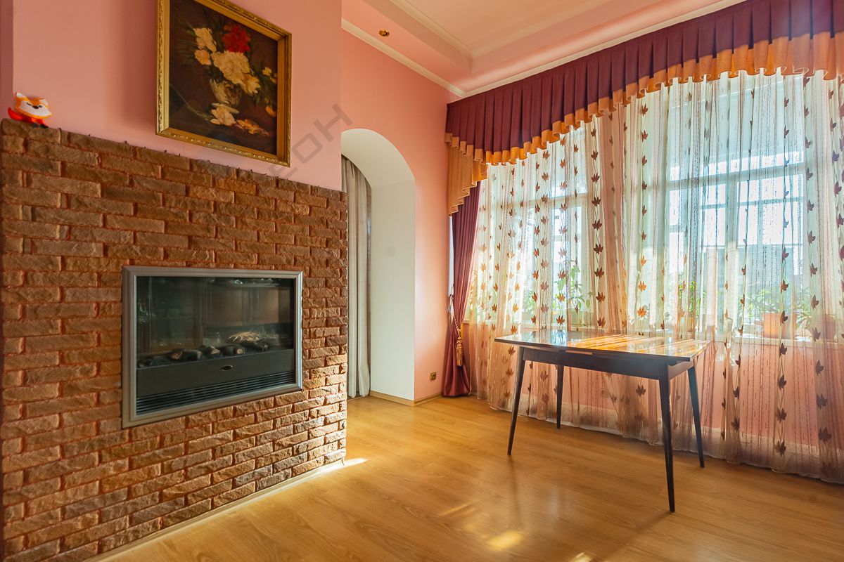 Купить 3-комнатную квартиру