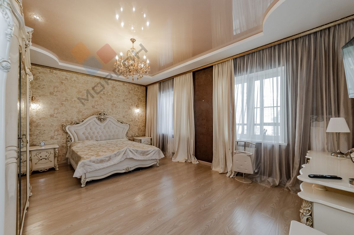 Купить 4-комнатную