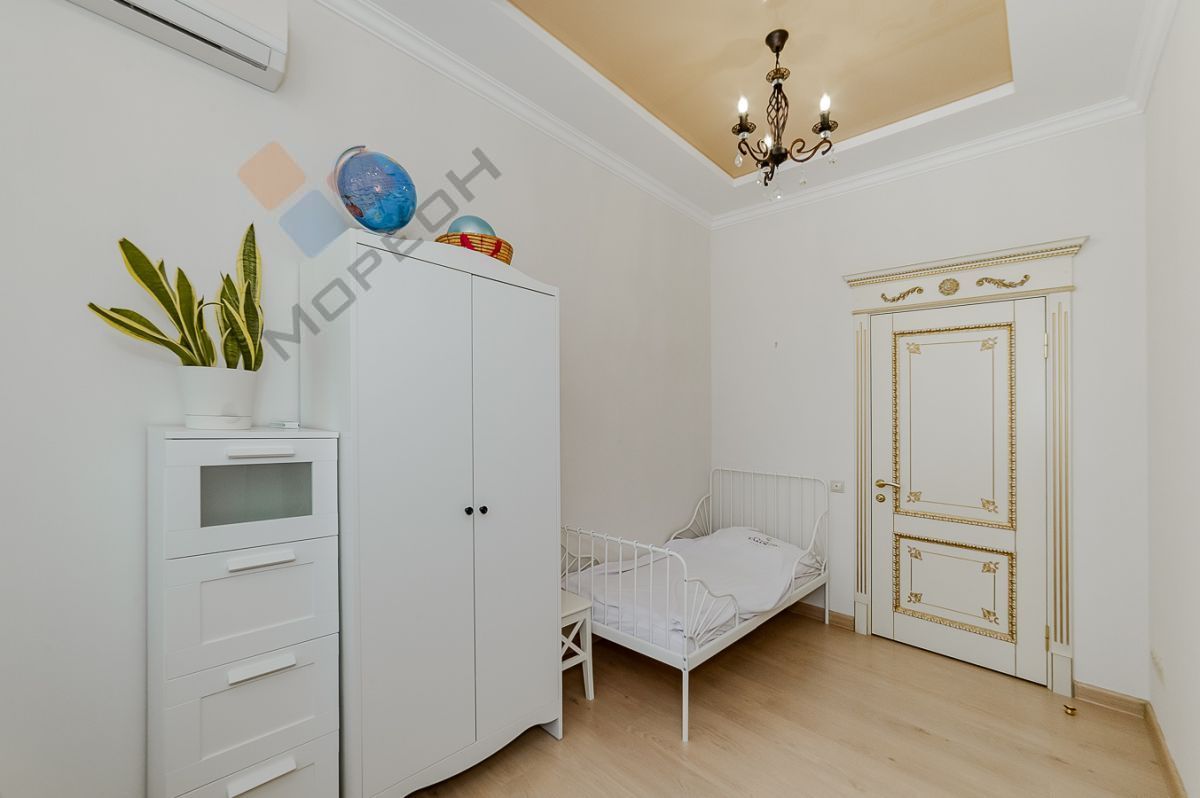 Купить 4-комнатную