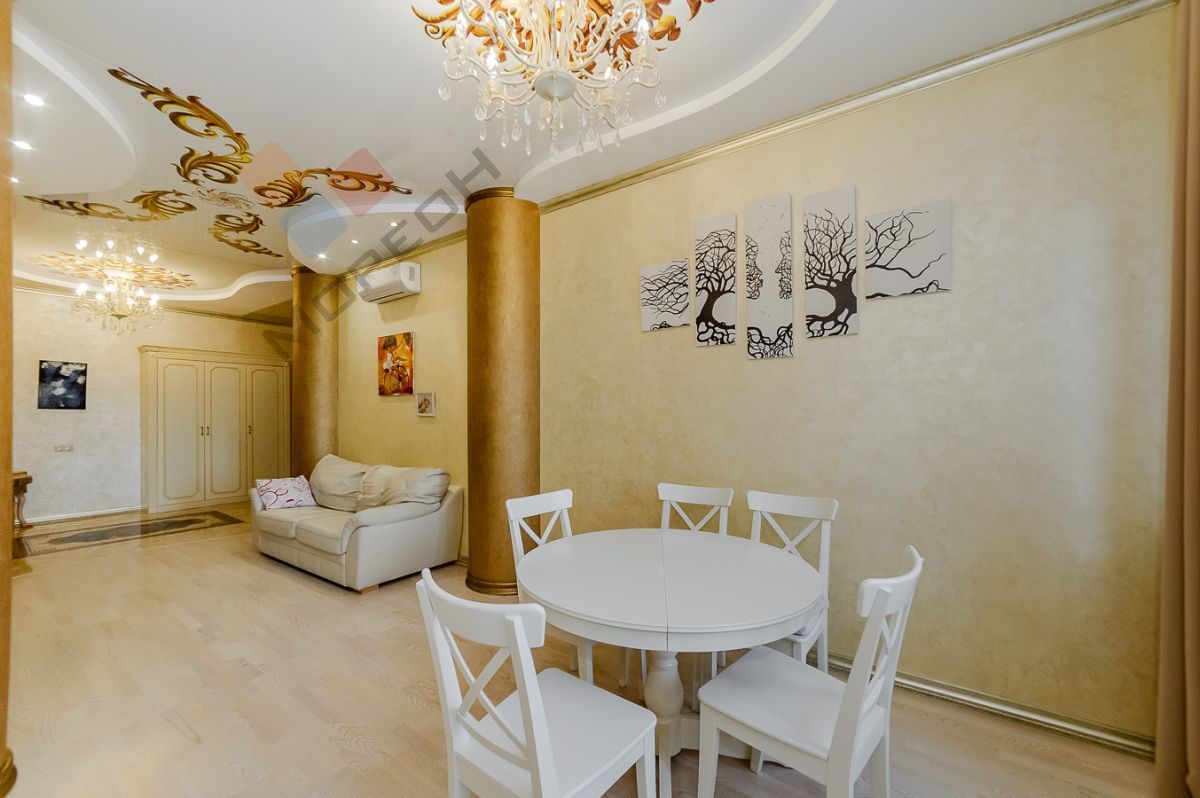 Купить 4-комнатную