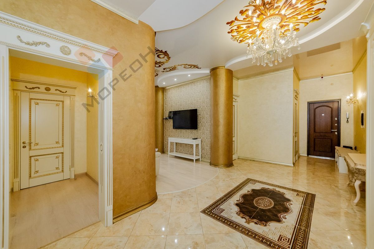 Купить 4-комнатную