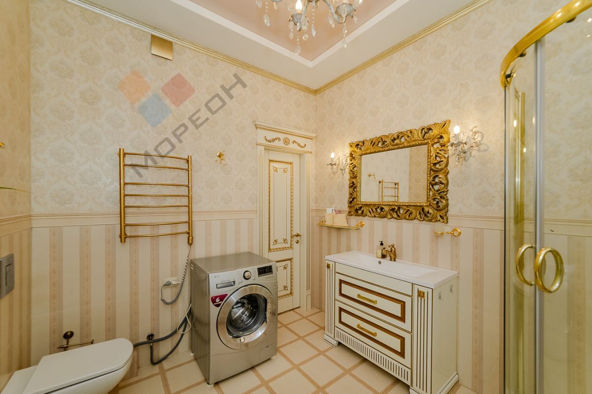 Купить 4-комнатную