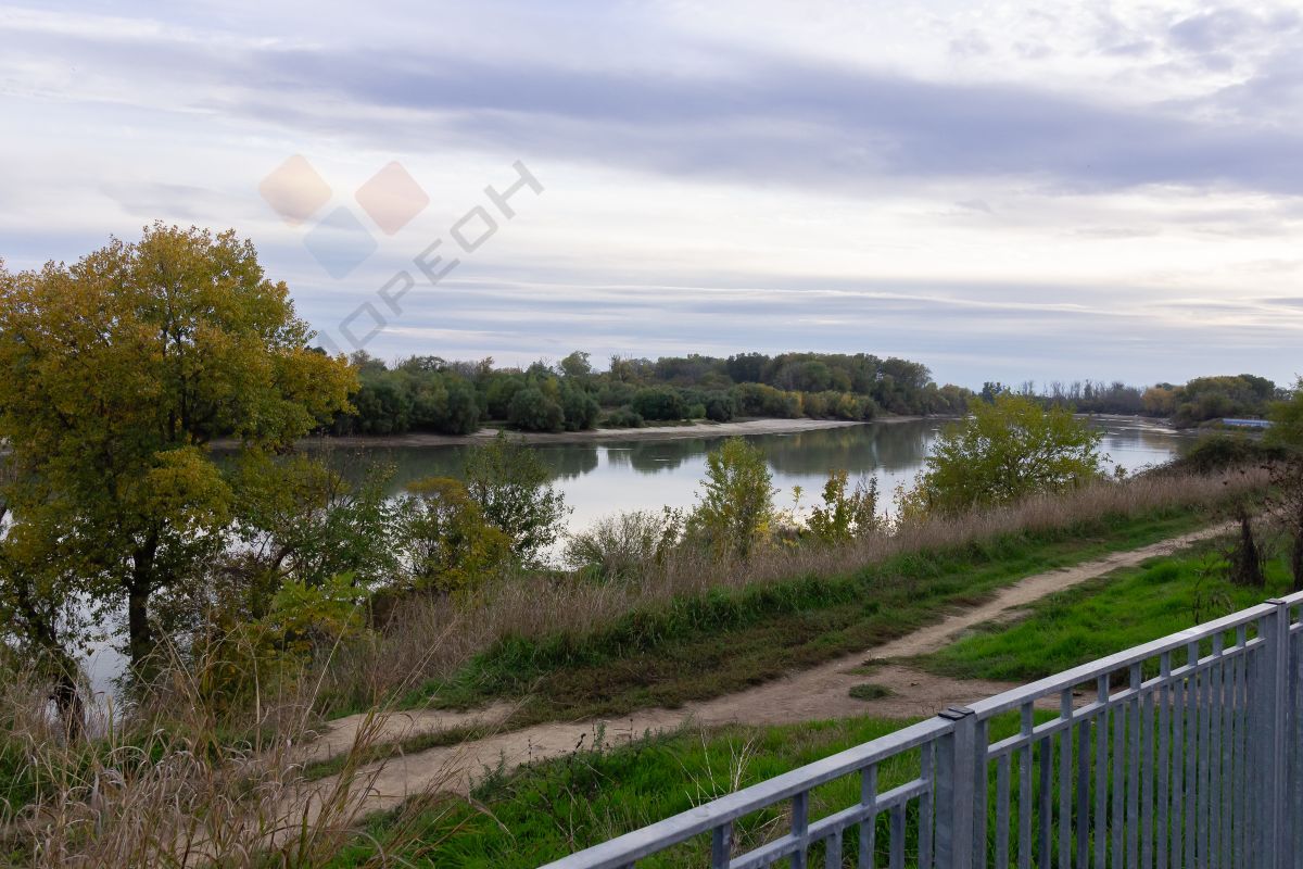 Купить 3-комнатную