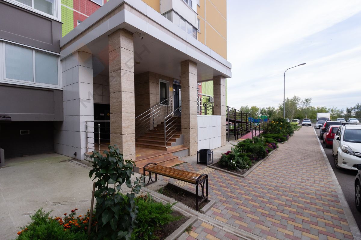 Купить 3-комнатную