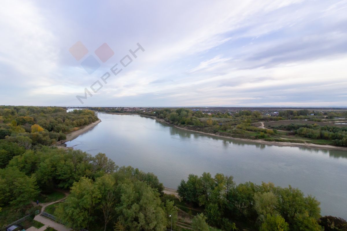 Купить 3-комнатную