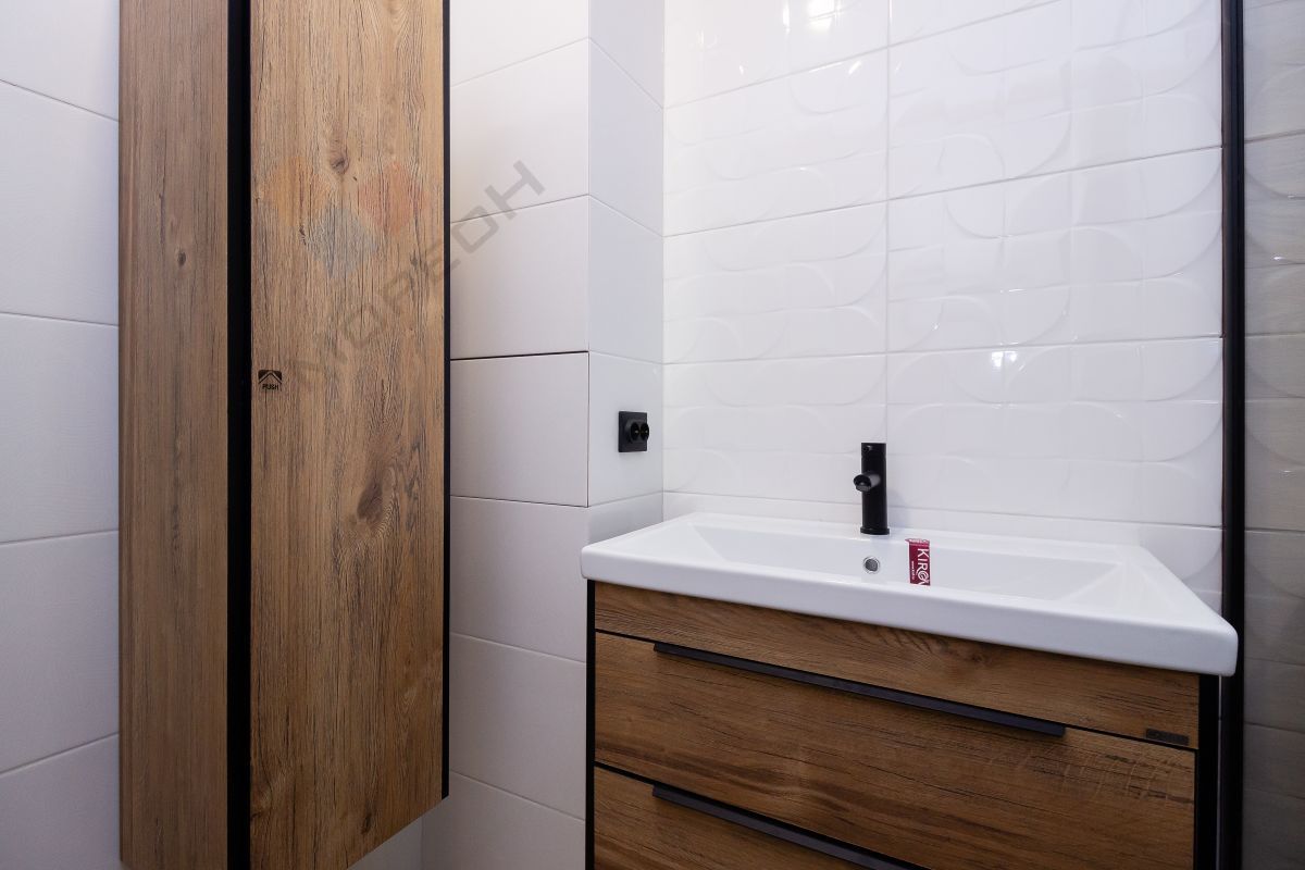 Купить 3-комнатную