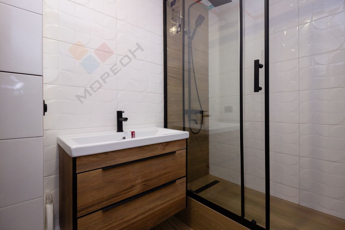 Купить 3-комнатную