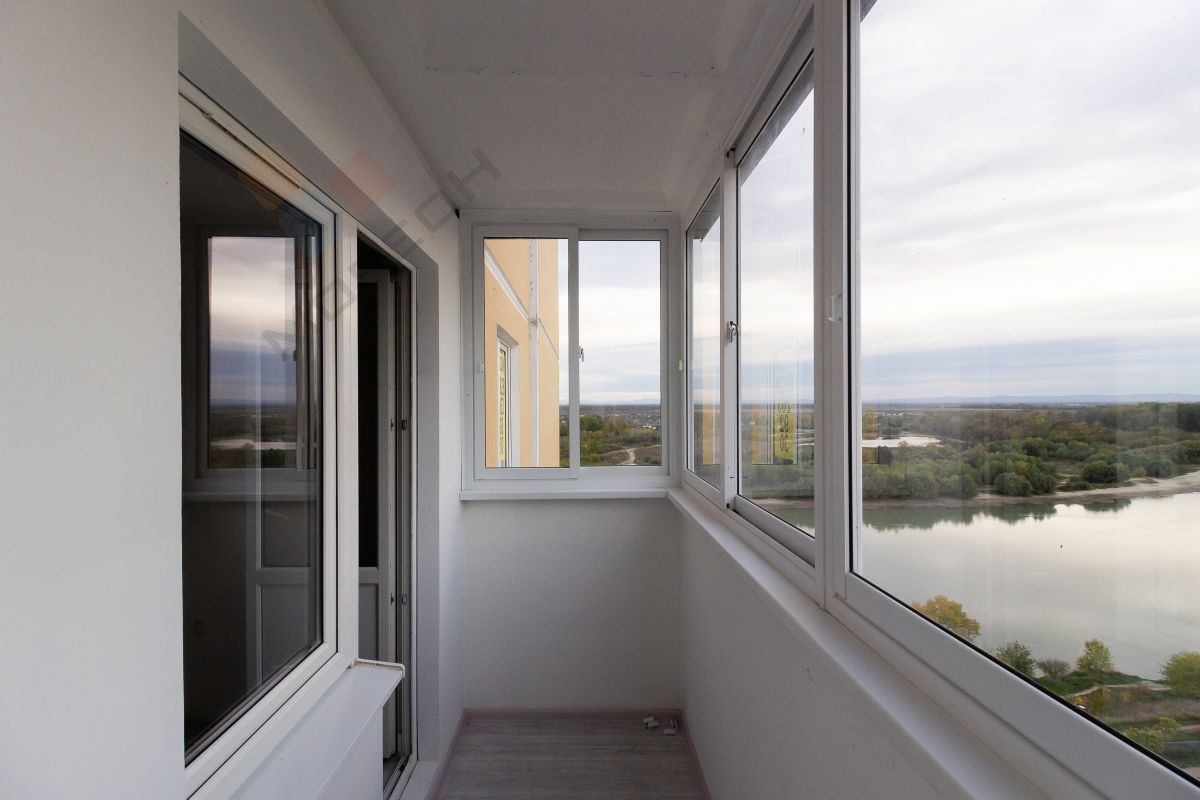 Купить 3-комнатную