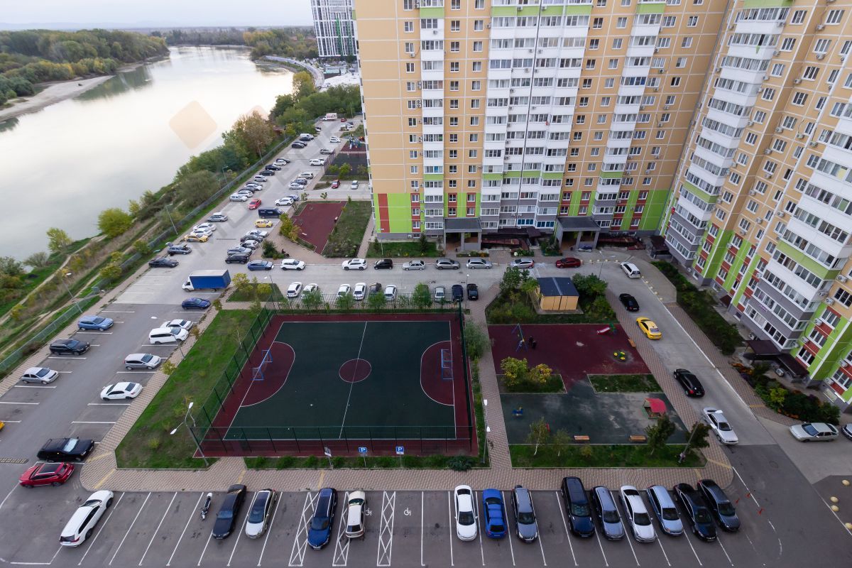 Купить 3-комнатную