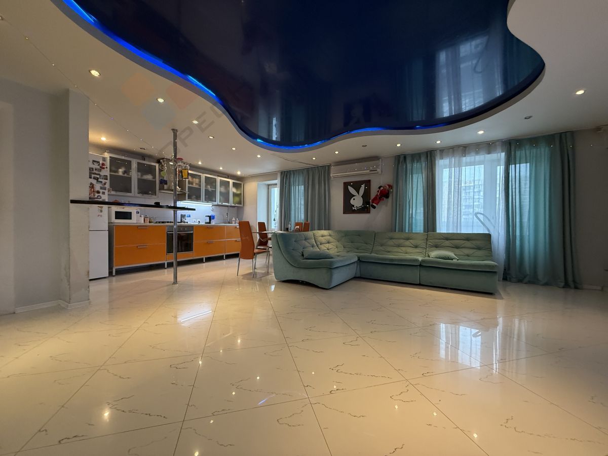 Купить 3-комнатную квартиру