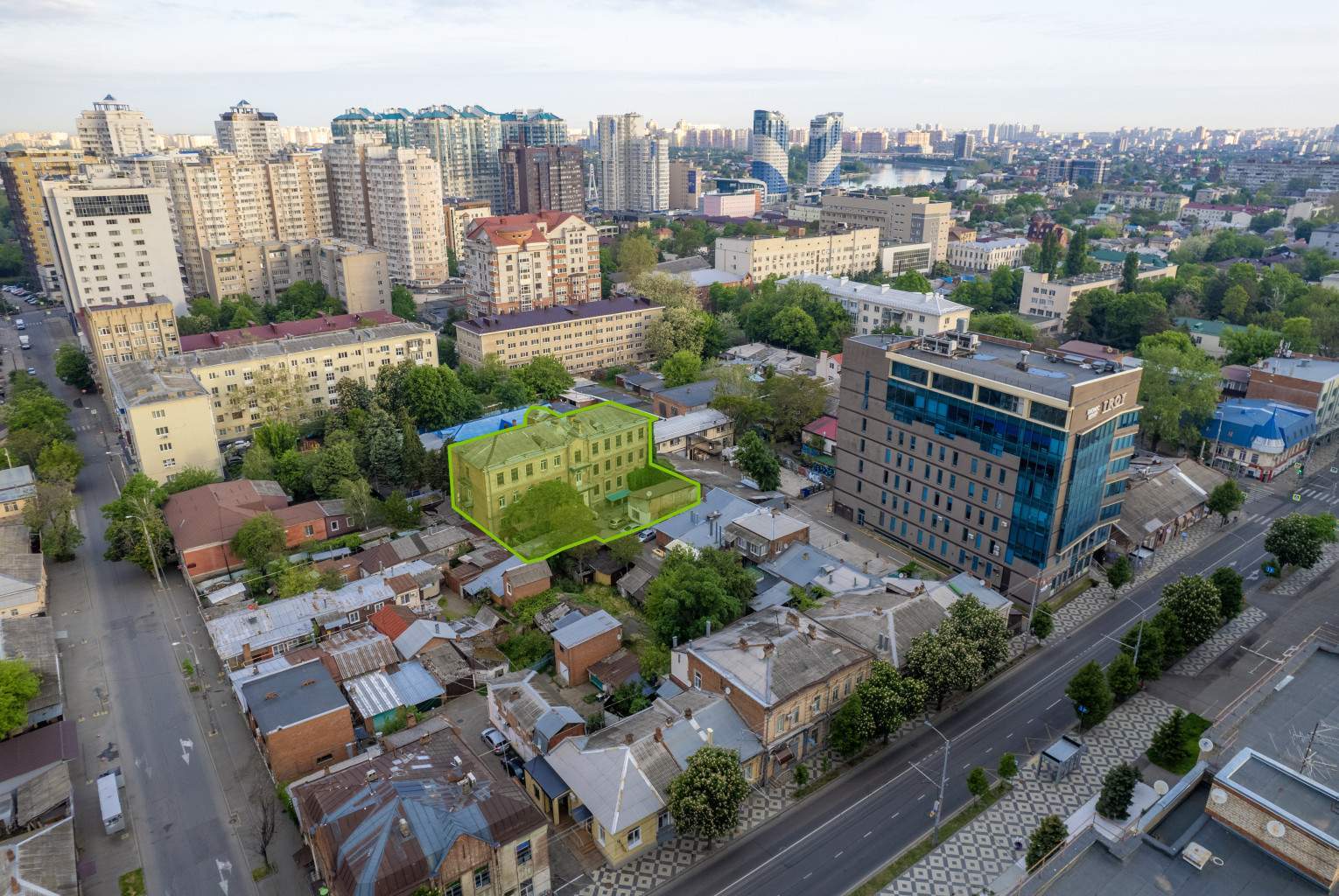 Купить  здание