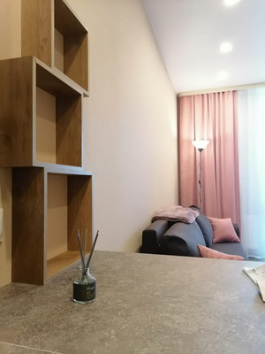 Купить --комнатную квартиру