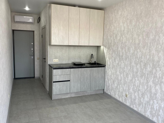 Купить --комнатную квартиру