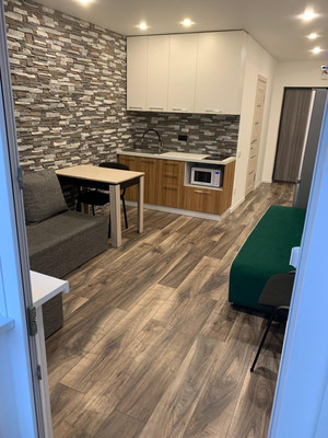 Купить --комнатную квартиру