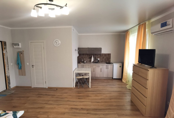 Купить --комнатную квартиру