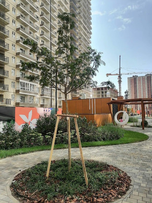 Купить --комнатную квартиру