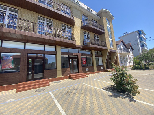 Купить --комнатную квартиру