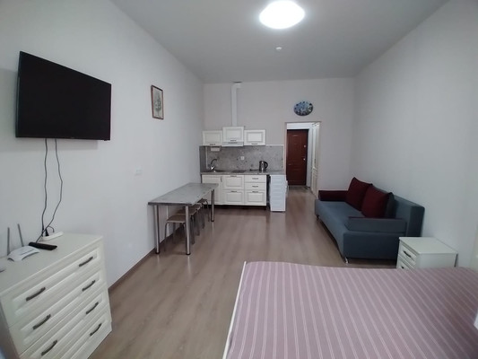 Купить --комнатную квартиру