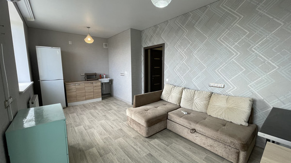 Купить --комнатную квартиру