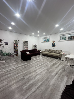 Снять  торговое помещение