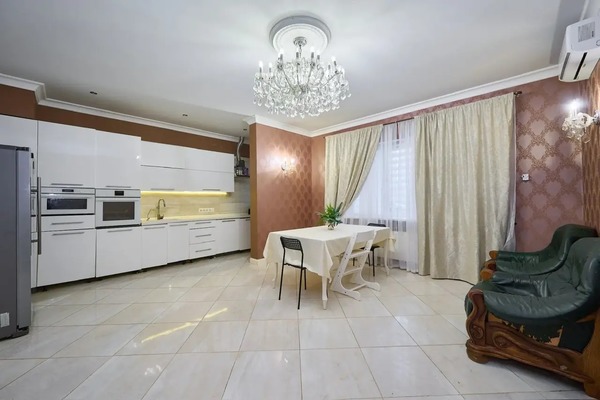 Купить 4-комнатную квартиру